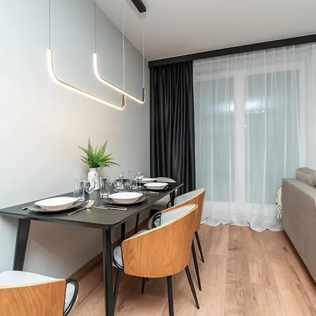 Apartment Apartly - Cisza W Nowoczesnym Stylu & Parking